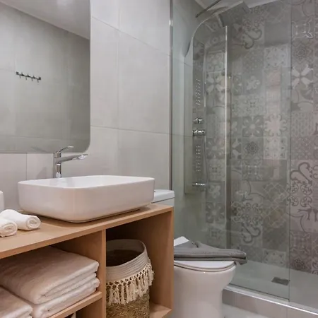 Blue Jasmine Apartman