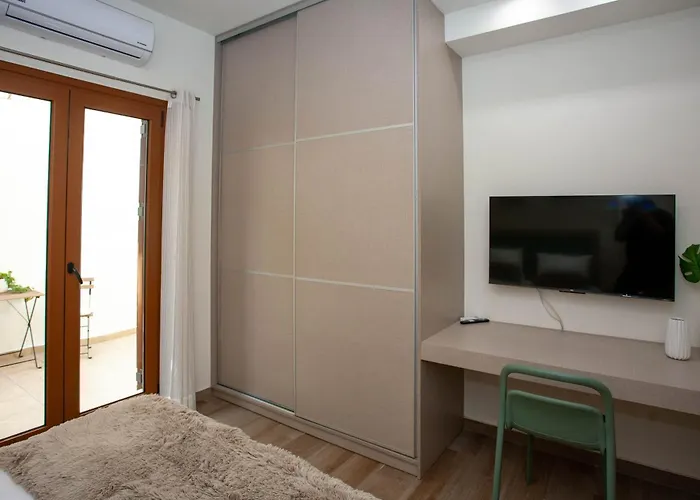 Apartment Blue Jasmine *